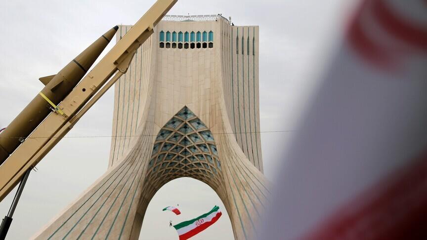 إيران تتوعد بتغيير جغرافيا الحرب إذا تعرضت لهجوم
