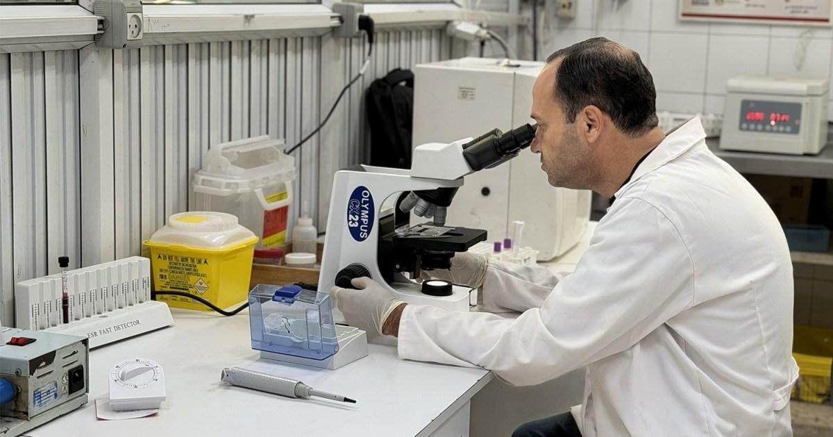 الأطباء في غزة يواجهون قرارات صعبة مع تأخيرات طويلة في التشخيص