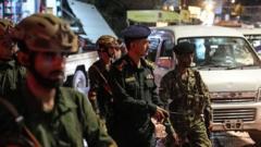 هجوم صاروخى حوثى على معسكر يمنى يقتل 50 متدربًا