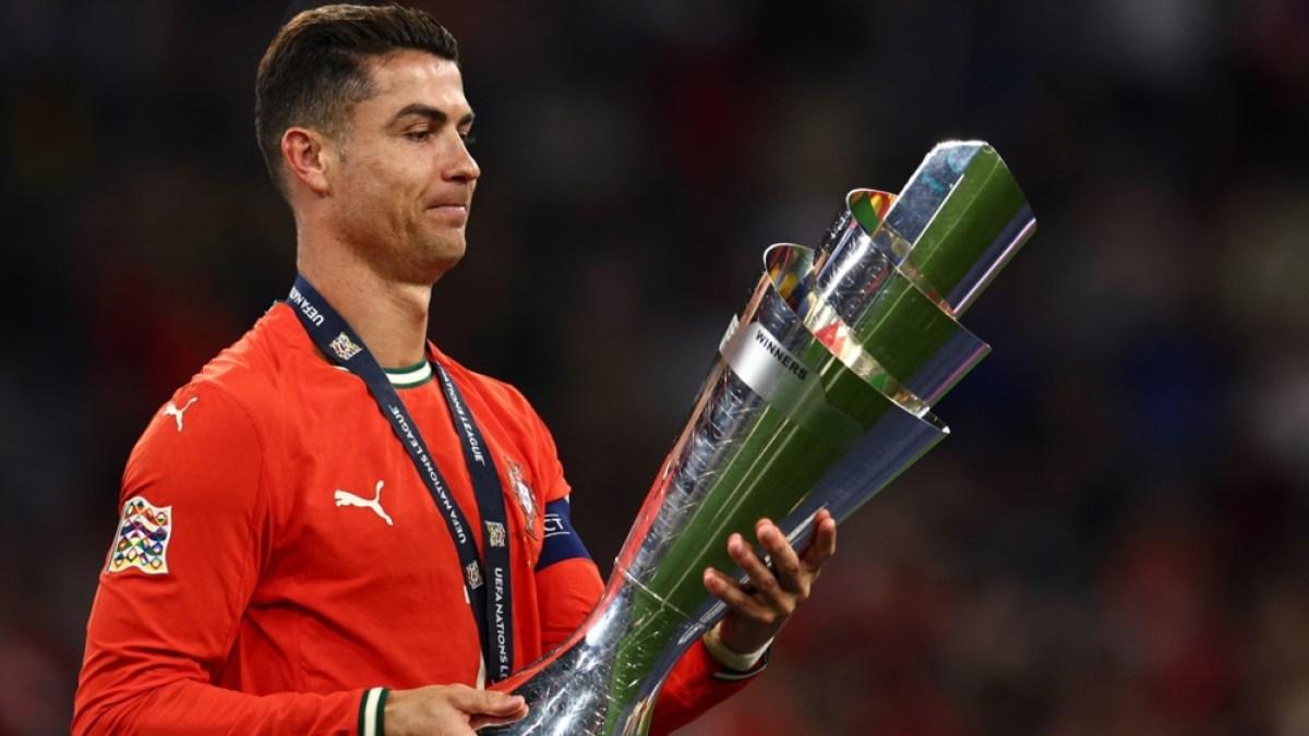 كريستيانو رونالدو يسعى لتحقيق الهدف ألف في مواجهة ويلز