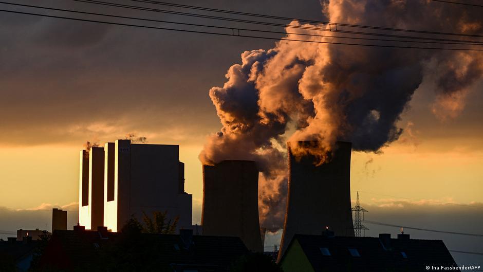 ألمانيا تعلن عن خطة لقطع صلة بالفحم والبترول والغاز بحلول 2045