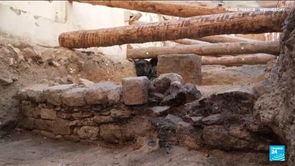 اكتشاف جدار قديم قد يكشف أصل باريس