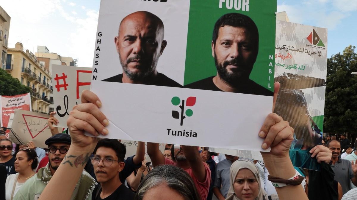 حالتهم الصحية تتفاقم: عائلات المعتقلين التونسيين في مأزق