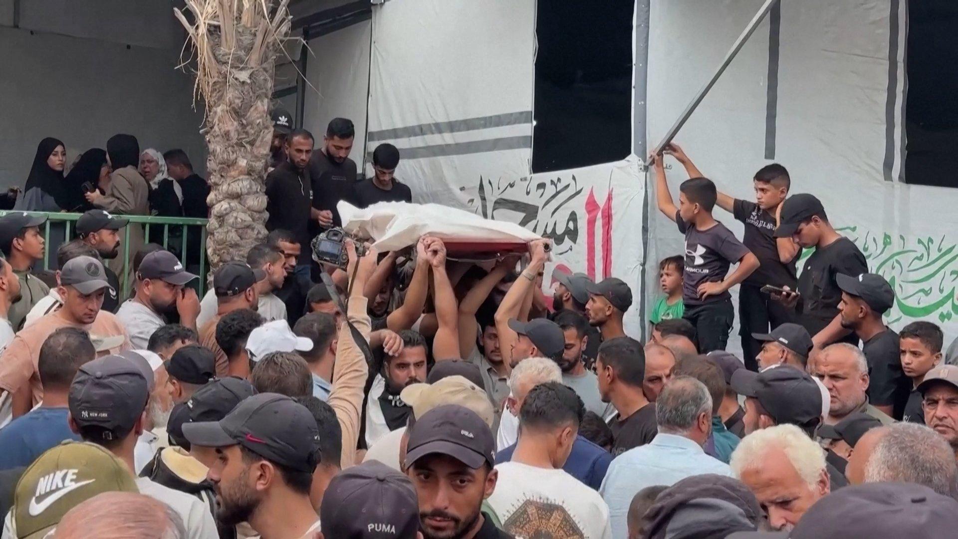 إسرائيل تقتل ثلاثة في كمين في خان يونس