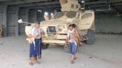 حوثيون ي seizen ميناء مocha الاستراتيجي على البحر الأحمر