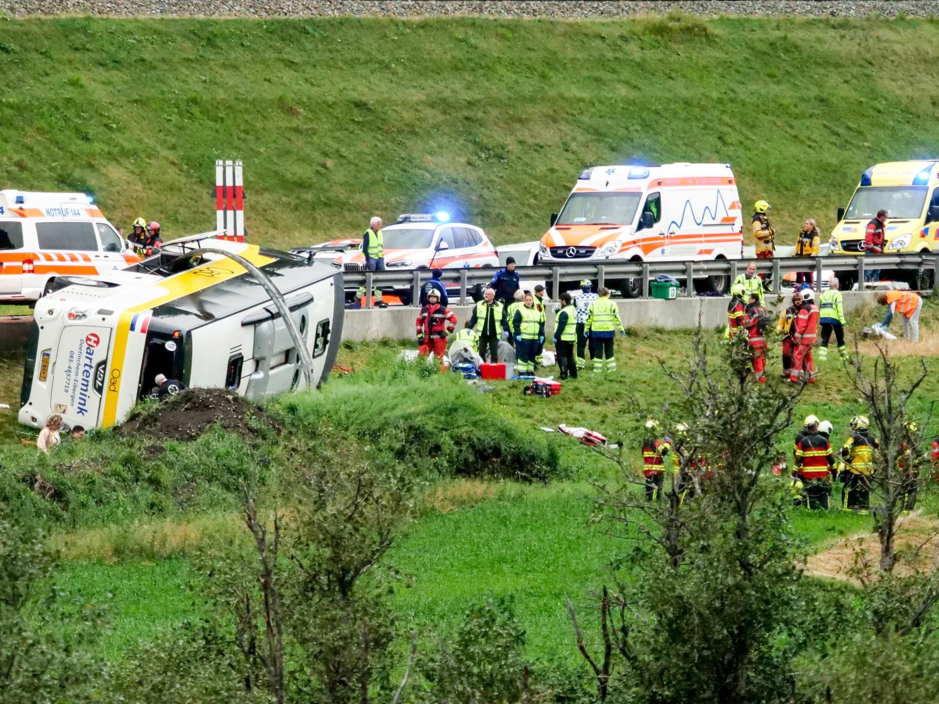 حادثة حافلة السياح الهولنديين في سويسرا تودي بحياة خمسة أشخاص
