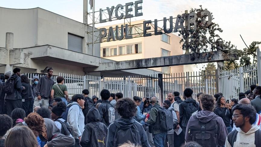 احتجاجات المدارس الثانوية الفرنسية تستمر وتمتد إلى الجامعات