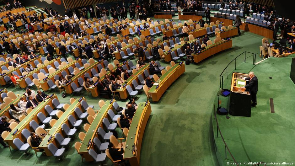 نتنياهو يدافع عن إسرائيل في الأمم المتحدة وخروج وفد من الدول