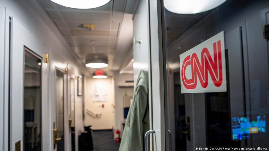 البيت الأبيض يمنع شبكة CNN من تغطية رحلة ترامب القادمة