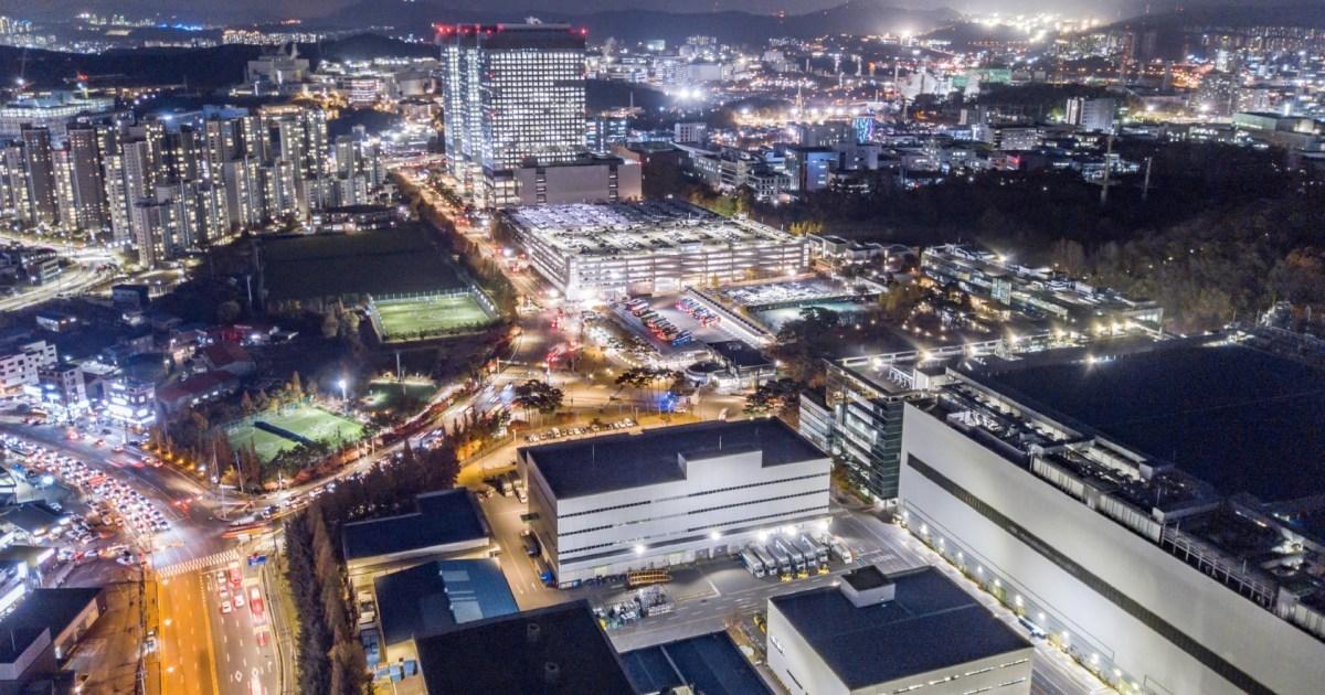 صادرات كوريا الجنوبية تصل إلى مستوى قياسي بفضل طفرة الذكاء الاصطناعي