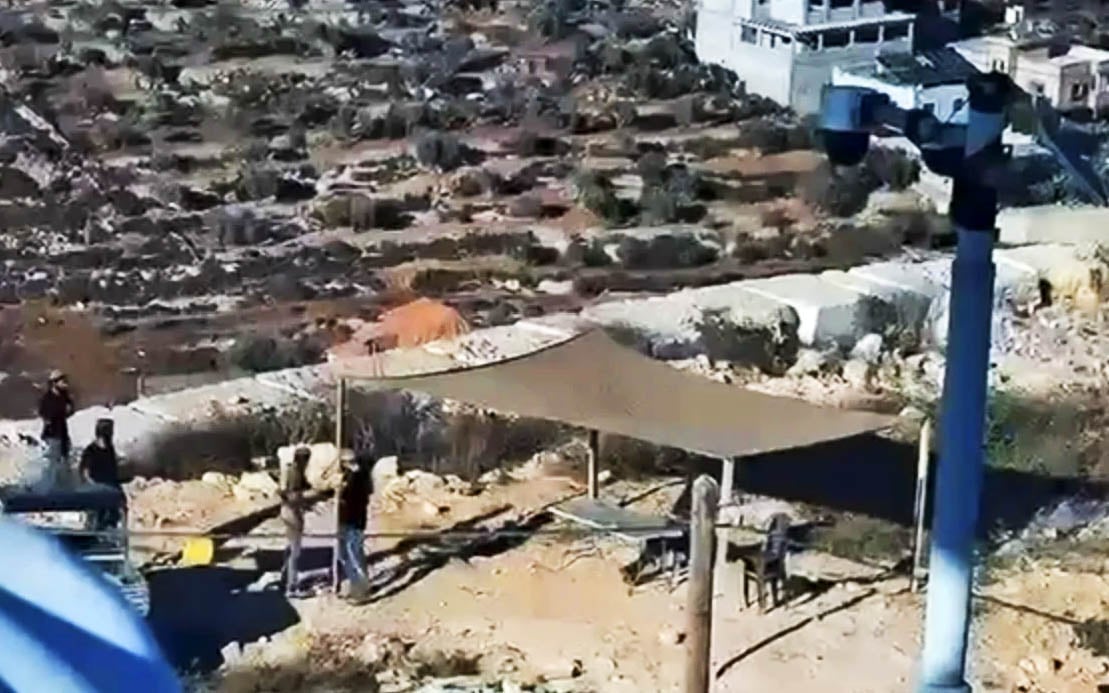 نتنياهو يرفض تدمير مستوطنات في مخابط فلسطينية