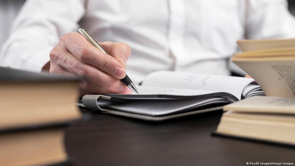 عقوبات أمريكية توقف اختبارات TOEFL و GRE في إيران