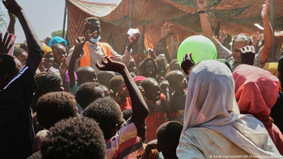 طائرات مسيرة تهدد المدارس في السودان