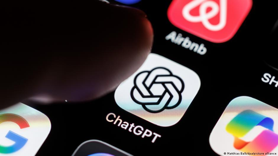 الاتحاد الأوروبي يفرض قواعد صارمة على ChatGPT وReddit وRoblox