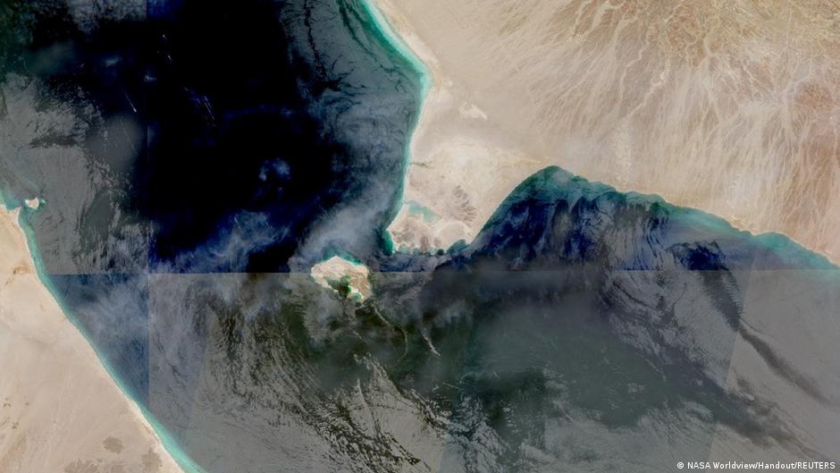إيران تتعهد بالرد على تصاعد خطر الهجمات السعودية في الحديدة