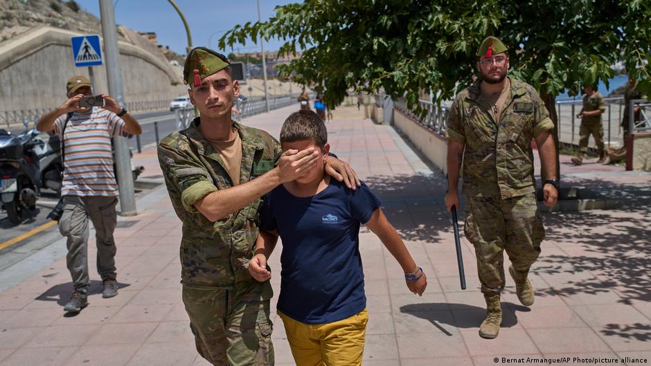 Ceuta: Madrid to transfer 500 vulnerable youths to mainland
