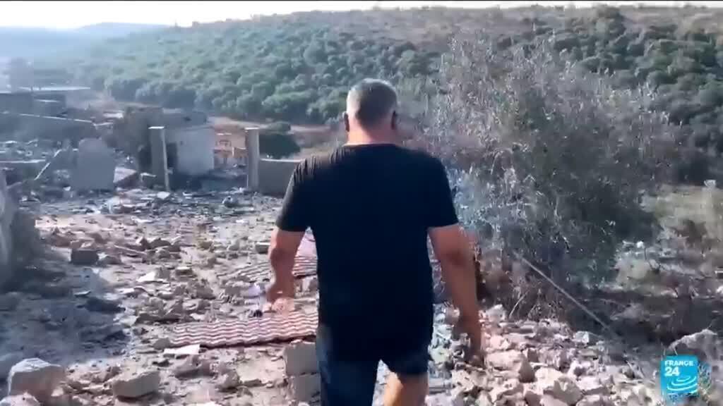 ضربات إسرائيلية مميتة في لبنان تهدد المفاوضات