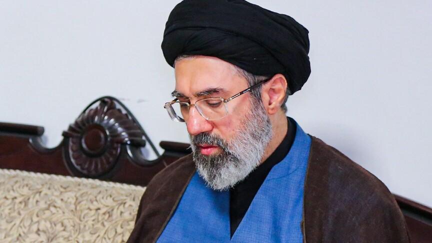 إيران تعيّن عبد اللهي قائدًا للجيش وواهي قائدًا لمركزهما العسكري