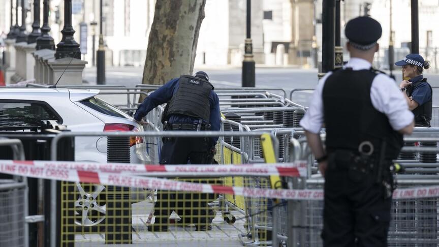 حادث وقع في بريطانيا يسفر عن مقتل عدة أشخاص وإصابة آخرين