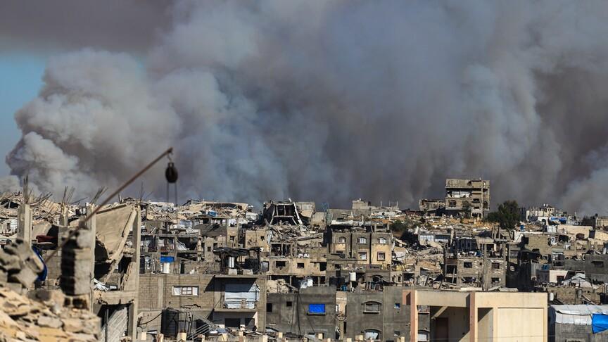 اشتباكات في غزة تقتل فلسطينيين بينهم طفل رغم الهدنة