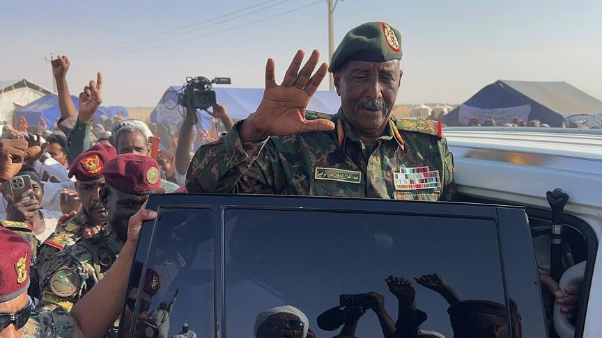 السودان: القائد العام للجيش يتعهد بطرد المليشيات من كل شبر