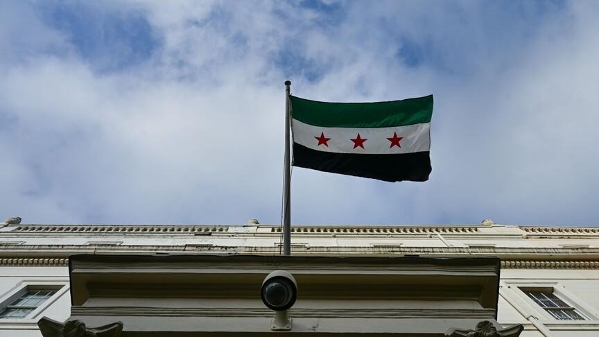 سوريا تعيد فتح سفارتها في ليبيا بعد 14 عاما