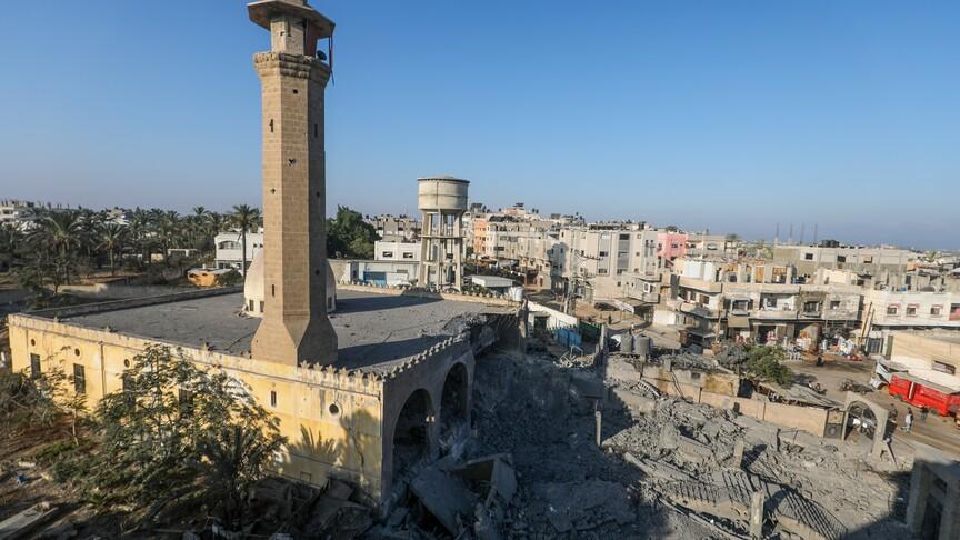 إسرائيل تدمر مسجد أبوعلي سليم التاريخي في غزة ومتبرعون ينقذون آثاره