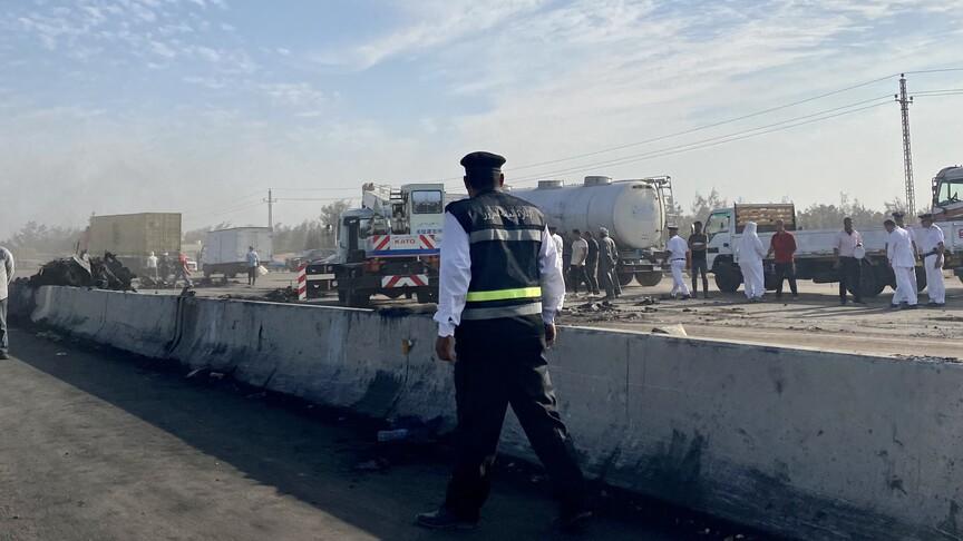 مصر: حادثة_bus_تودي_بحياة_16_شخصاً_وتشوه_28_آخرين